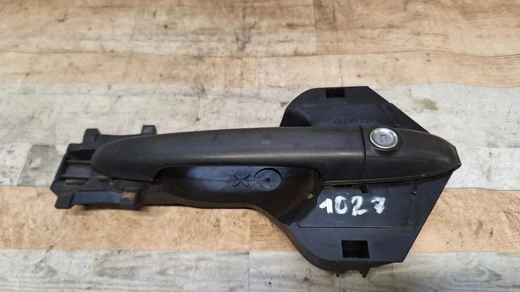 Front door exterior handle – Volkswagen Crafter (2006-2016)