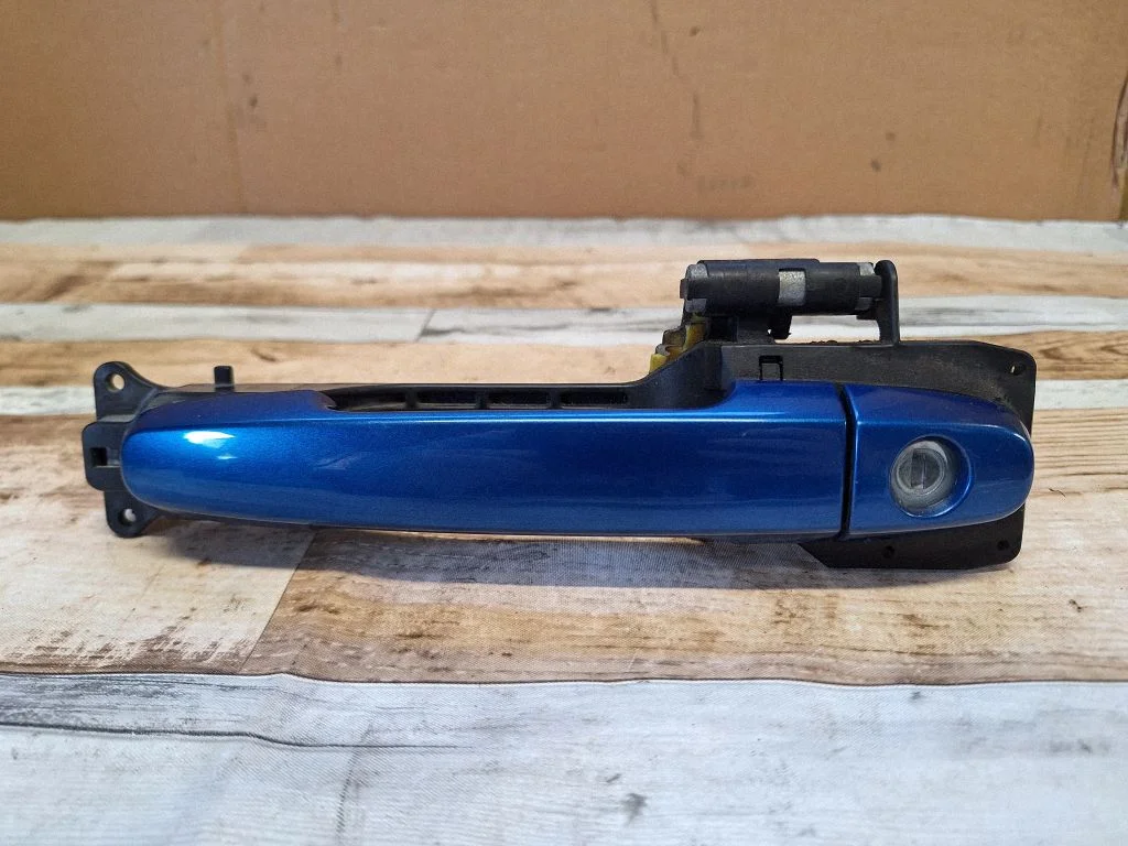Front door exterior handle – Toyota Yaris (2006-2011)