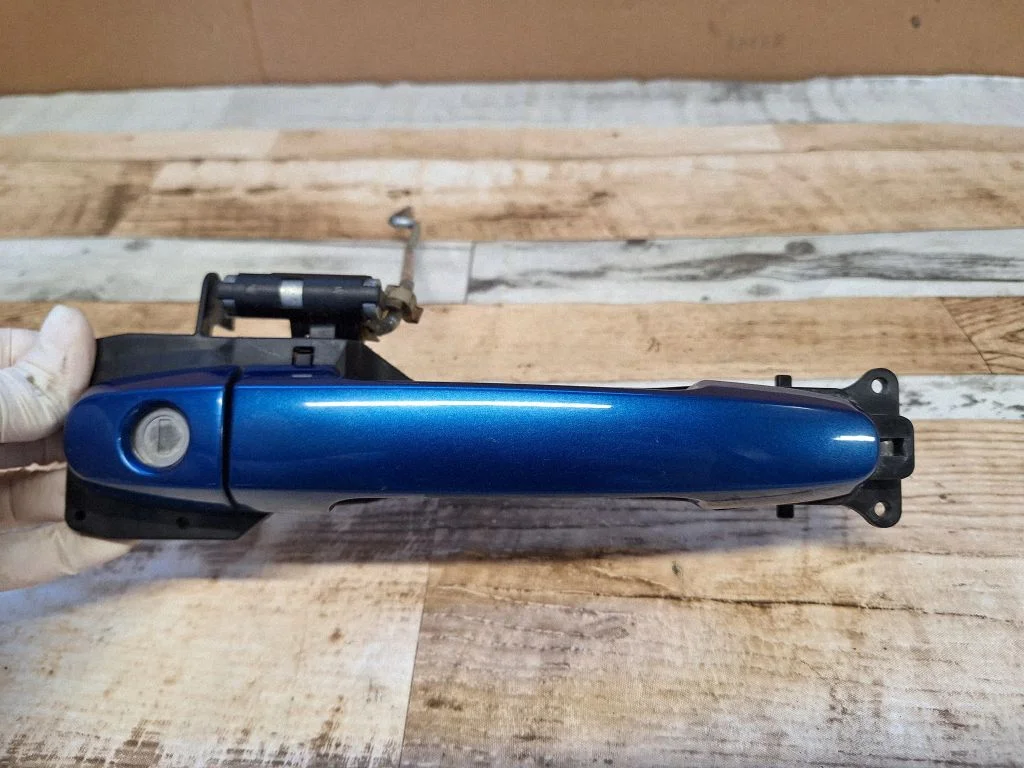 Front door exterior handle – Toyota Yaris (2006-2011)