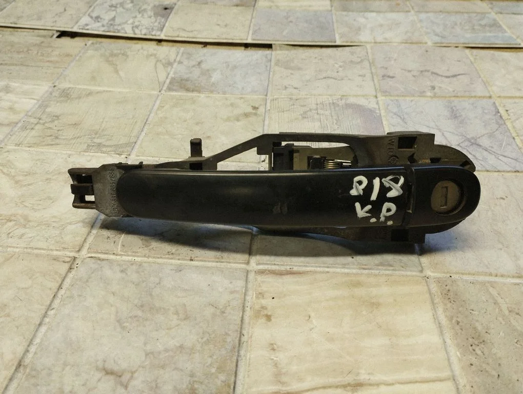 Front door exterior handle 3B0837885