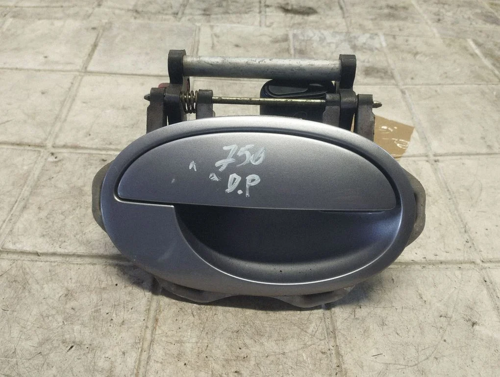 Esiukse välimine käepide – Opel Meriva A (2003-2010)