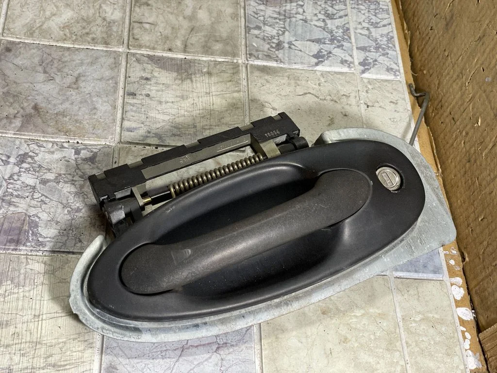 Front door exterior handle 2785560