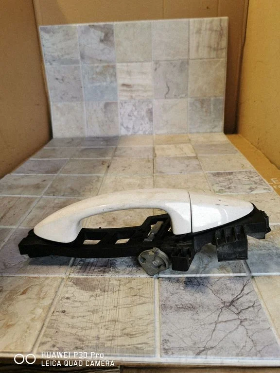 Front door exterior handle 8A61A224A36