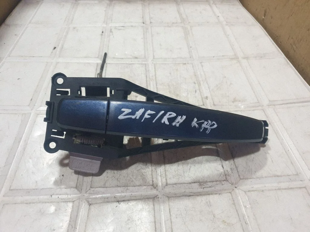 Front door exterior handle – Opel Zafira C (2011-2019)