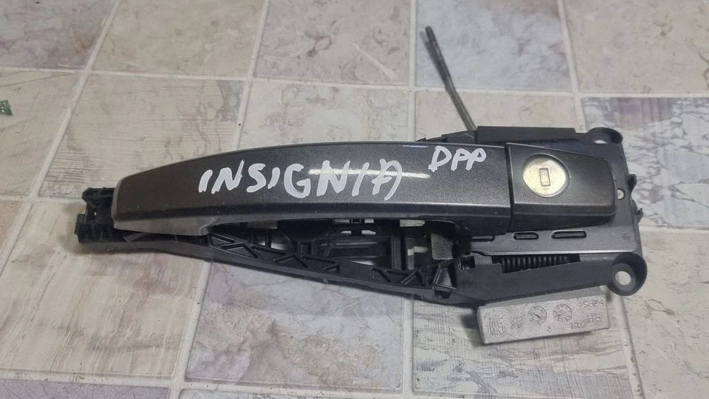 Front door exterior handle – Opel Insignia A (2008-2017)