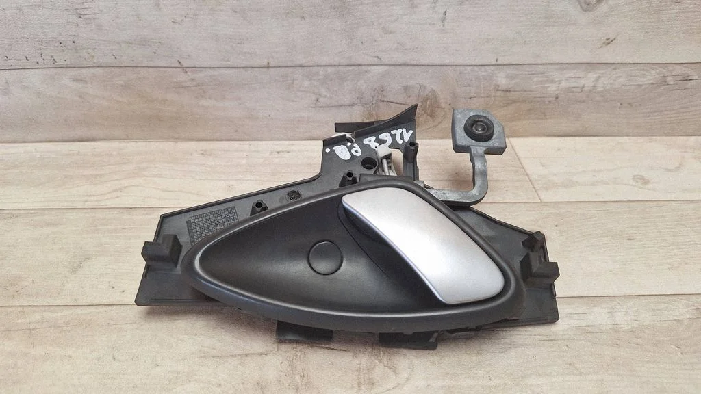 Front door interior handle – Citroen C5 (2005-2008)