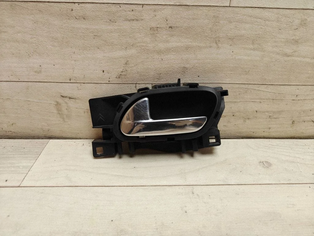 Front door interior handle – Citroen C4 I (2004-2010)
