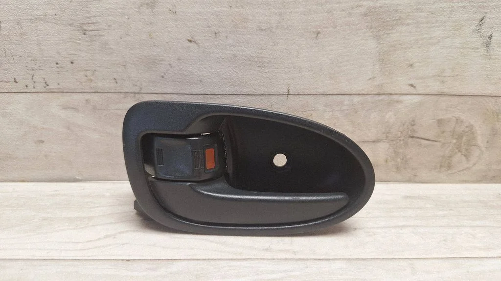 Front door interior handle 692060D100