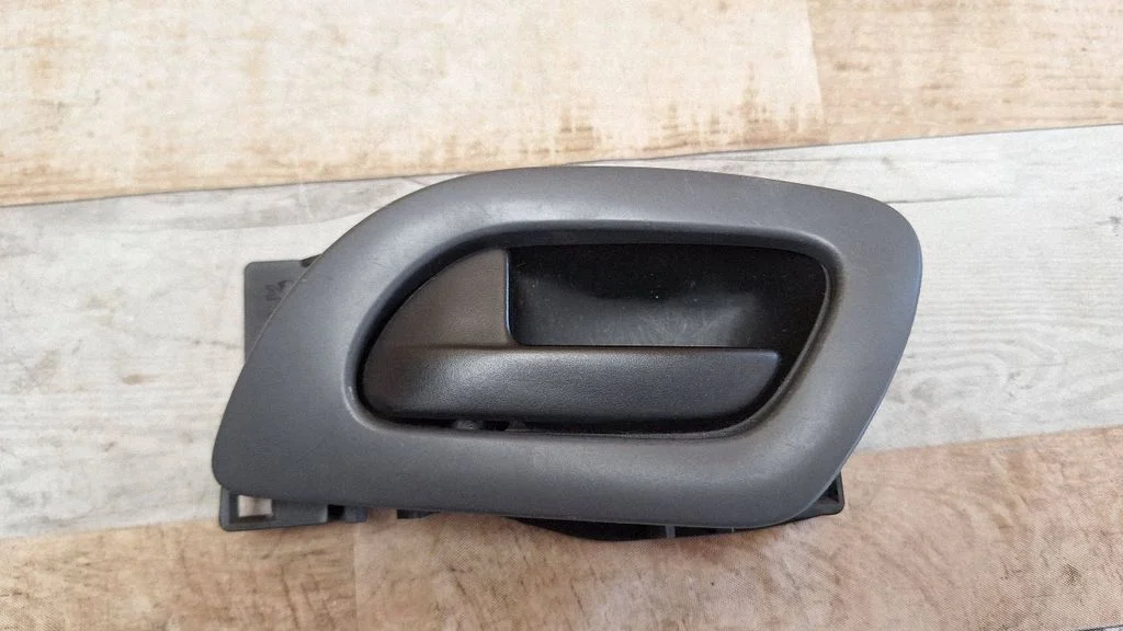 Front door interior handle 303966