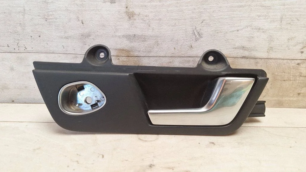 Front door interior handle 8E1837020