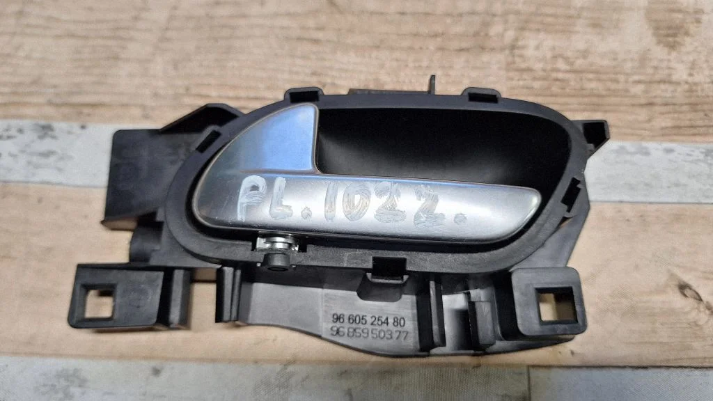 Front door interior handle – Citroen C5 (2008-2016)