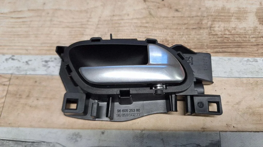 Front door interior handle – Citroen C5 (2008-2016)