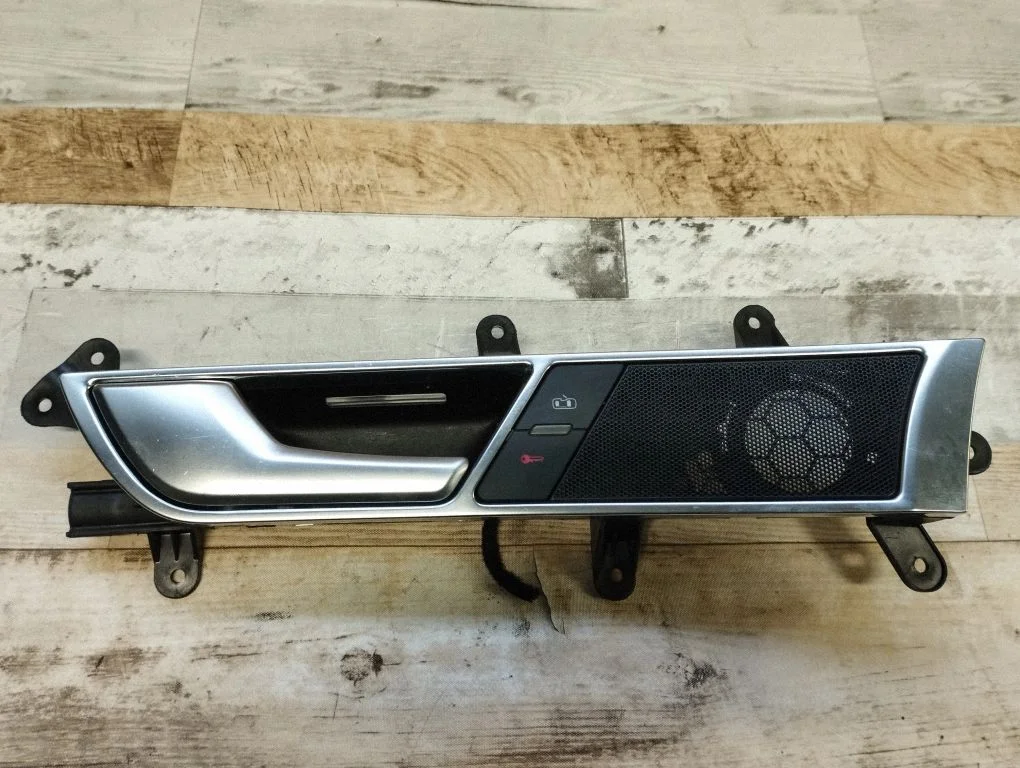 Front door interior handle 4F0837019C