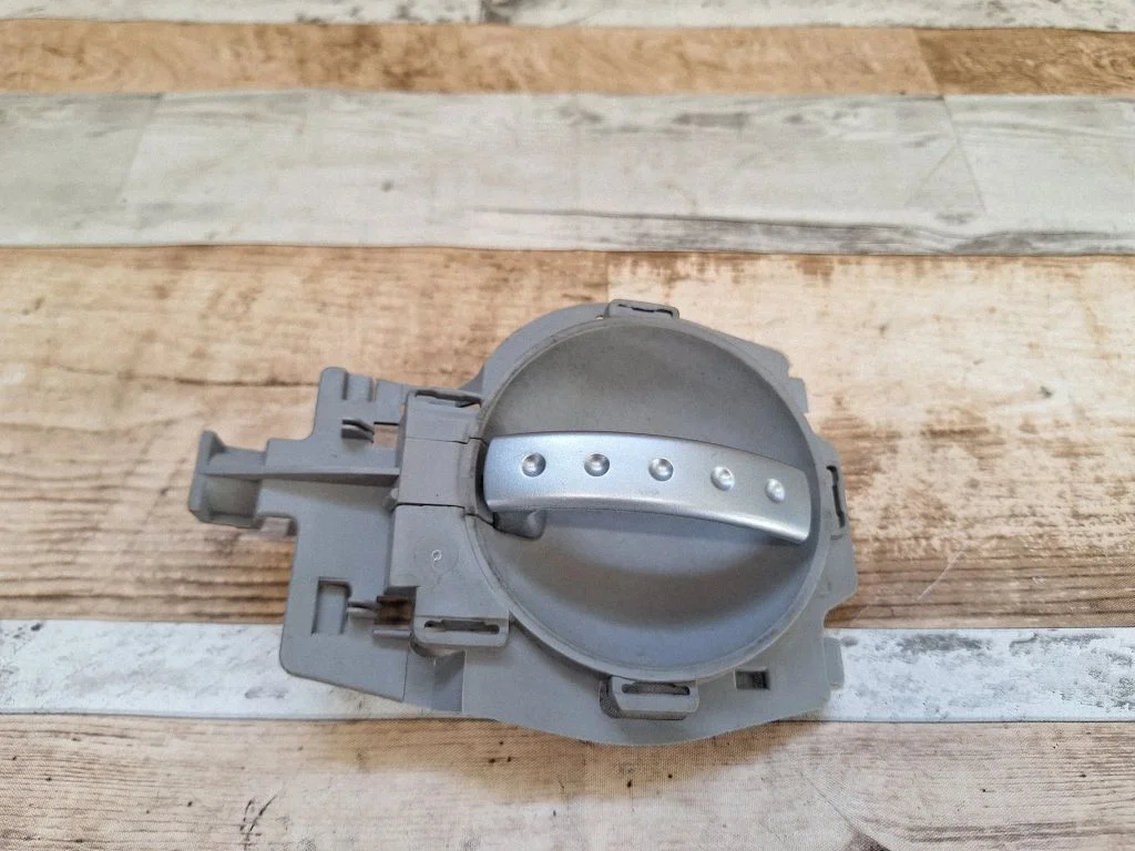 Front door interior handle 9647164377