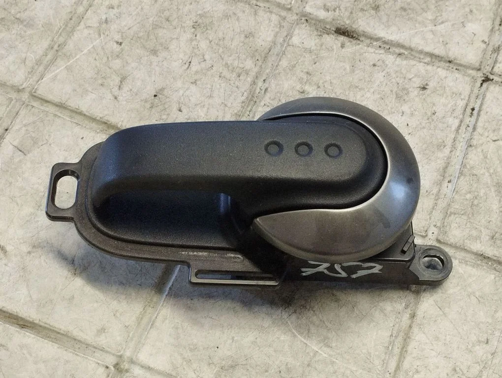 Front door interior handle 5010800006