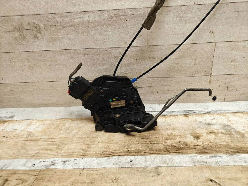 Front door lock 5N6AA21813AC