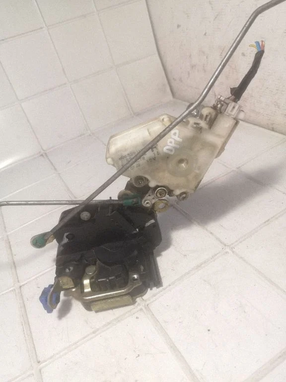 Front door lock 8055261066