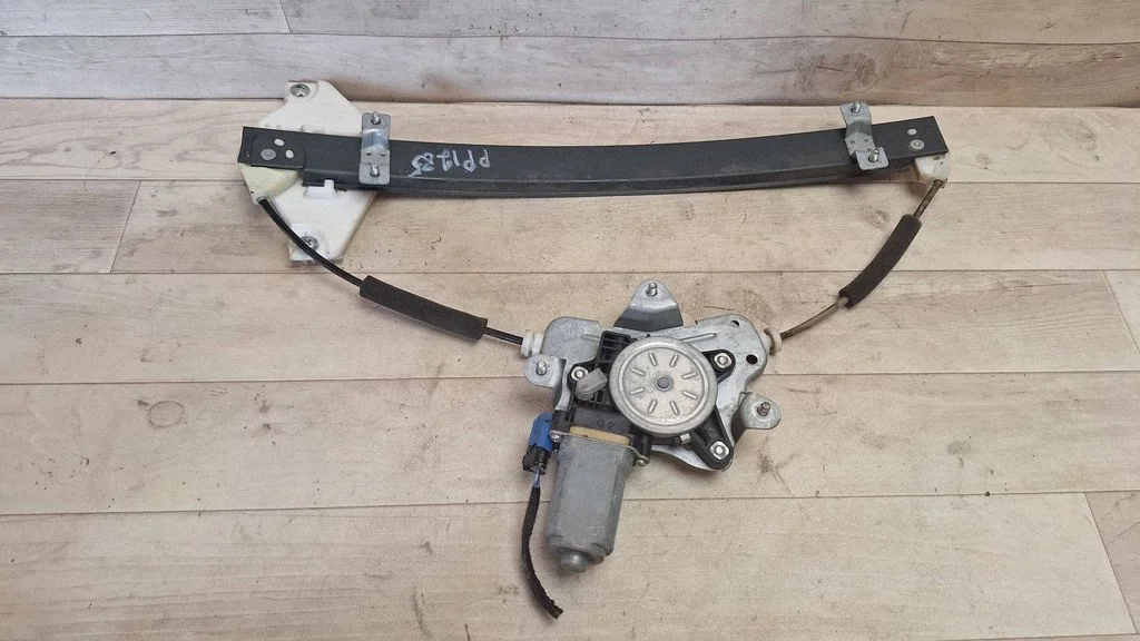 Front door window regulator with motor 96627080