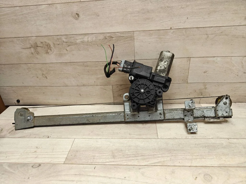Front door window regulator with motor – Fiat Ducato (2007-2014)