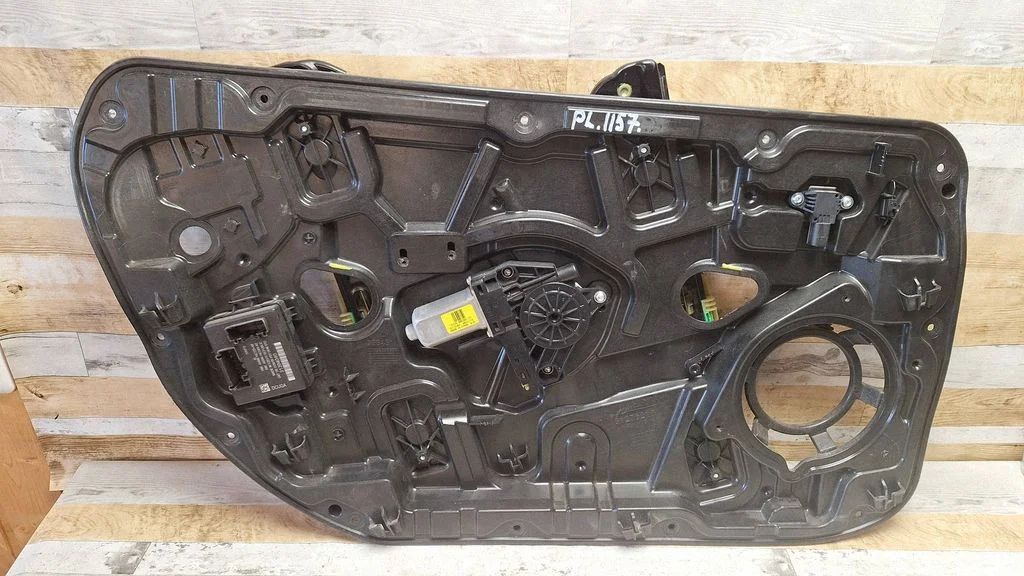 Front door window regulator with motor 31276215