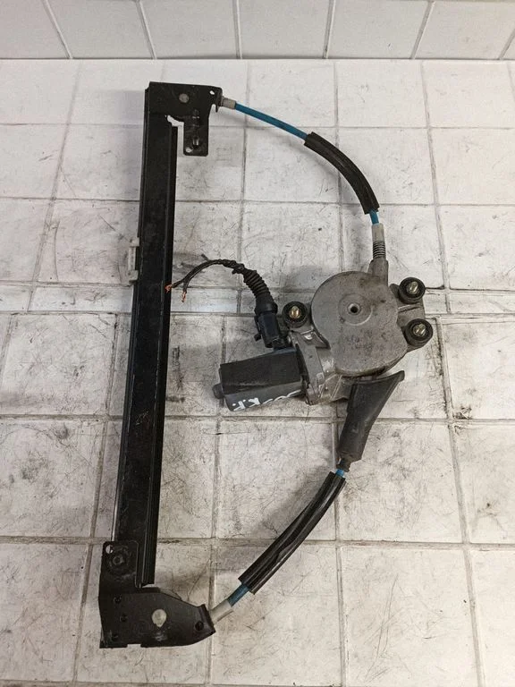 Front door window regulator with motor