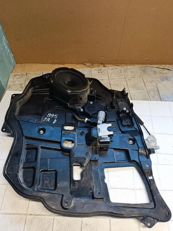 Front door window regulator with motor C2355897X