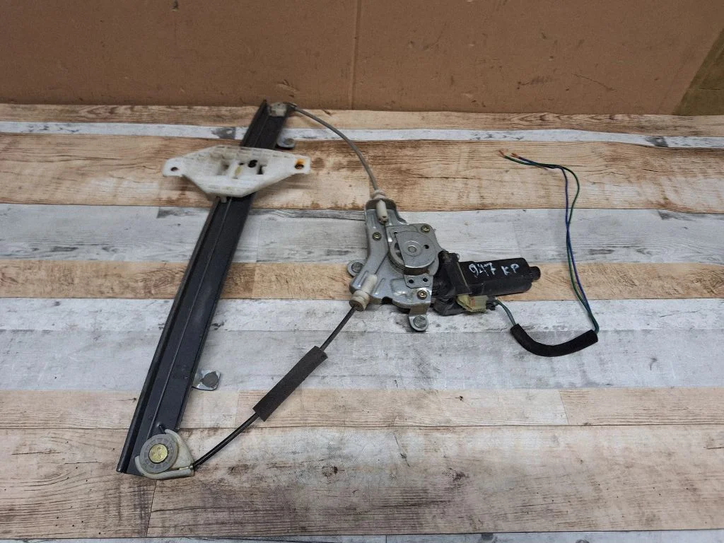 Front door window regulator with motor – front left