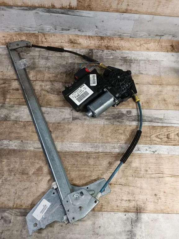 Front door window regulator with motor 9637130480