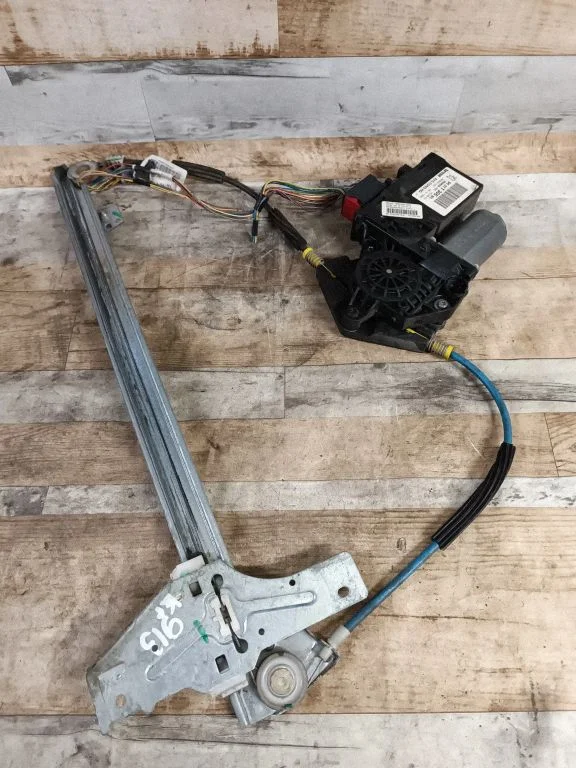 Front door window regulator with motor – Peugeot 307 (2001-2005)