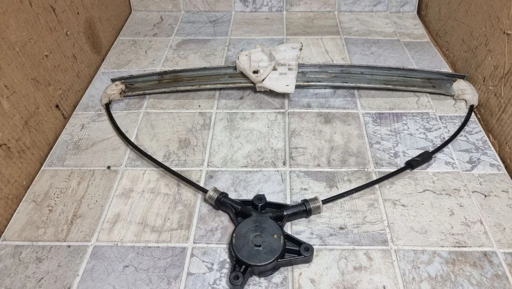 Front window lifting mechanism without motor Y26C14