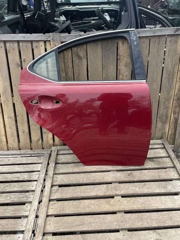 Rear door – rear right
