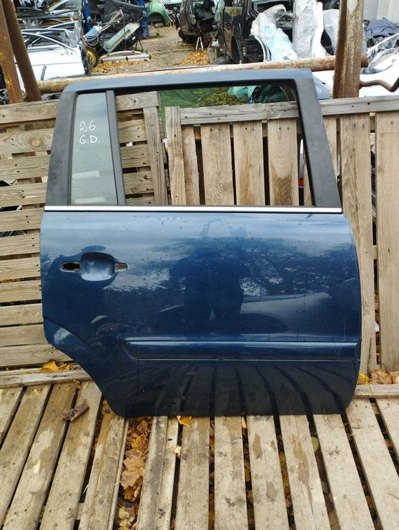 Rear door – right