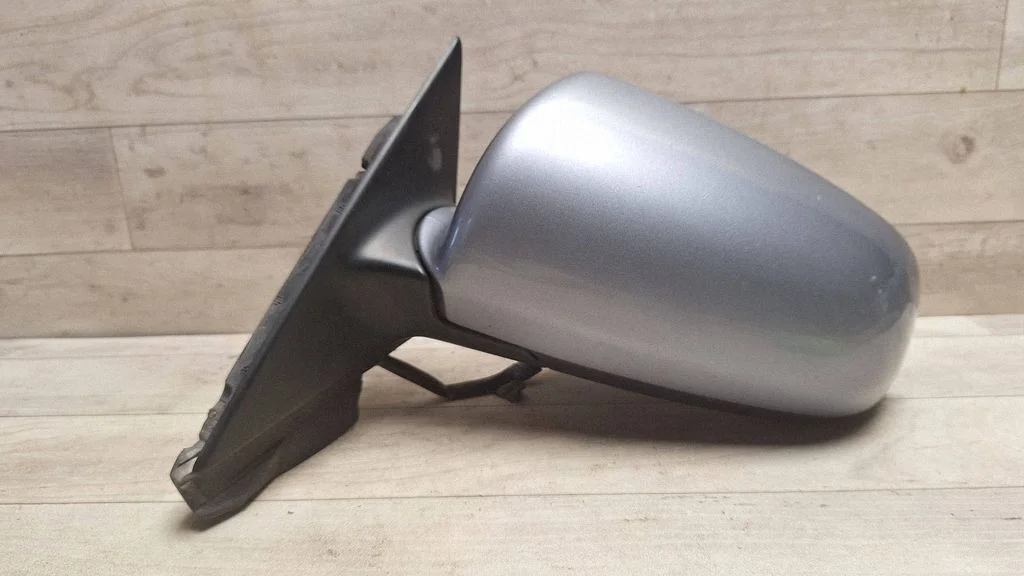 Front door electric wing mirror E1010754