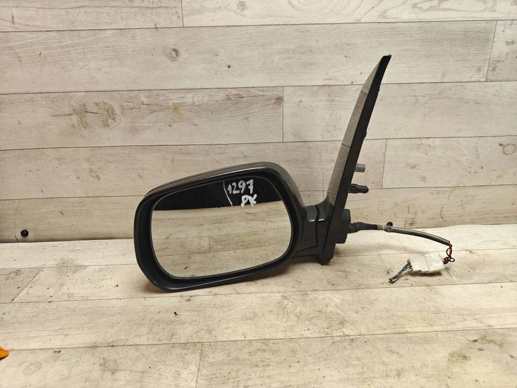 Front door electric wing mirror E4012153