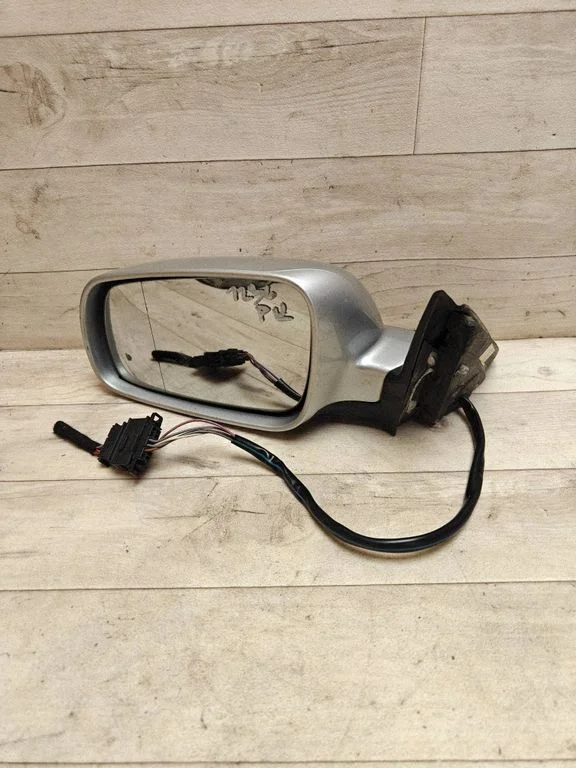 Lusterko elektryczne 3B0857933