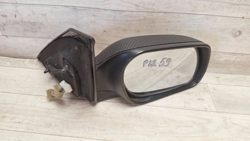 Front door electric wing mirror E4012220