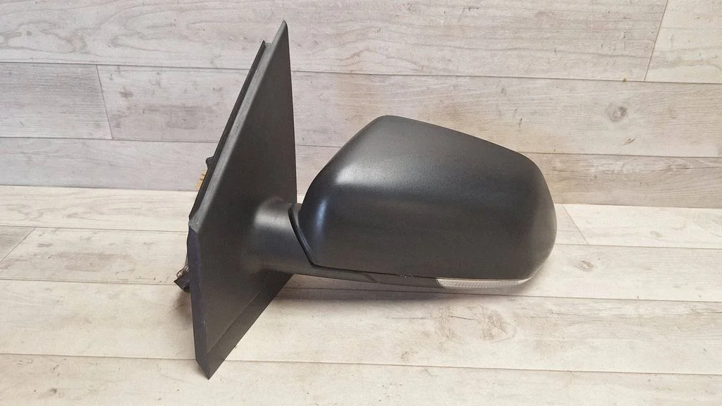 Front door electric wing mirror 012379
