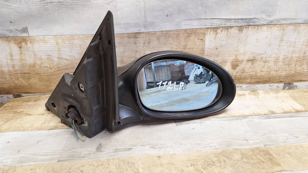 Front door electric wing mirror 010803