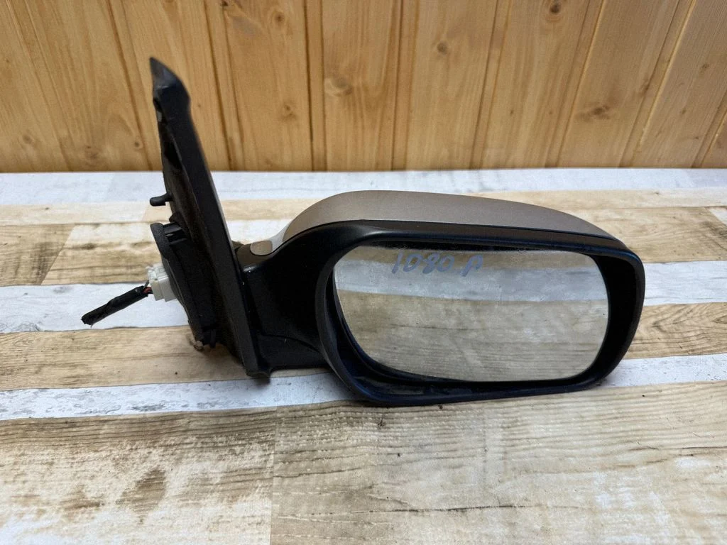 Esiukse elektriline välispeegel E9024202