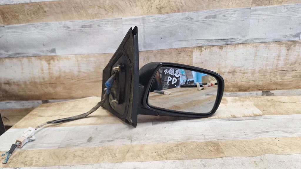 Front door electric wing mirror E13020399