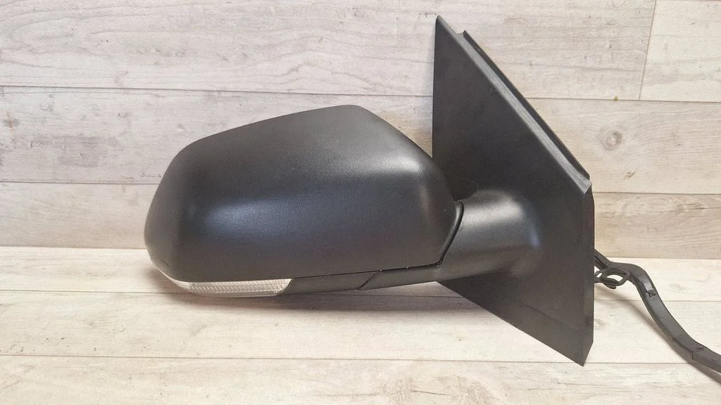 Front door electric wing mirror 012379