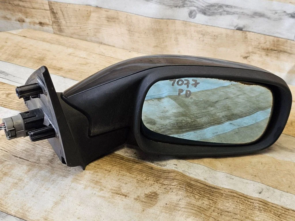 Front door electric wing mirror E9014128