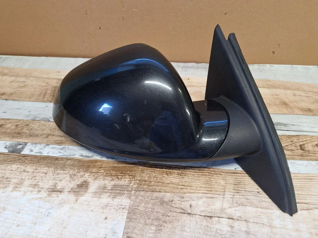 Front door electric wing mirror – Opel Insignia A (2008-2017)
