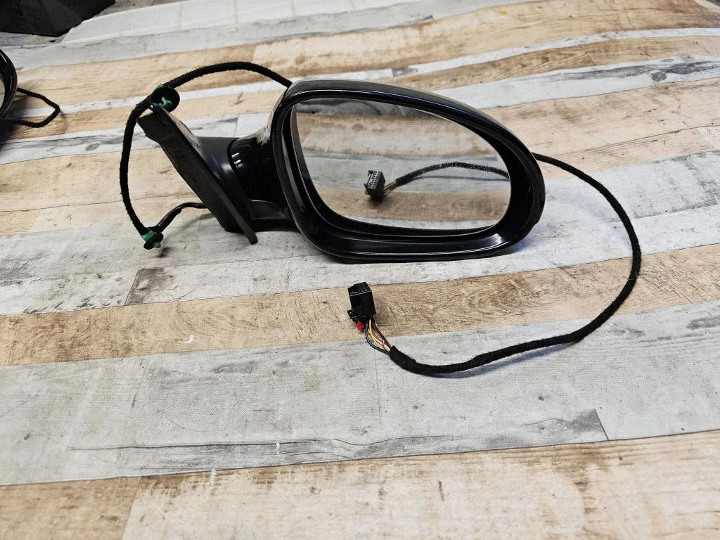 Front door electric wing mirror 3C0857934
