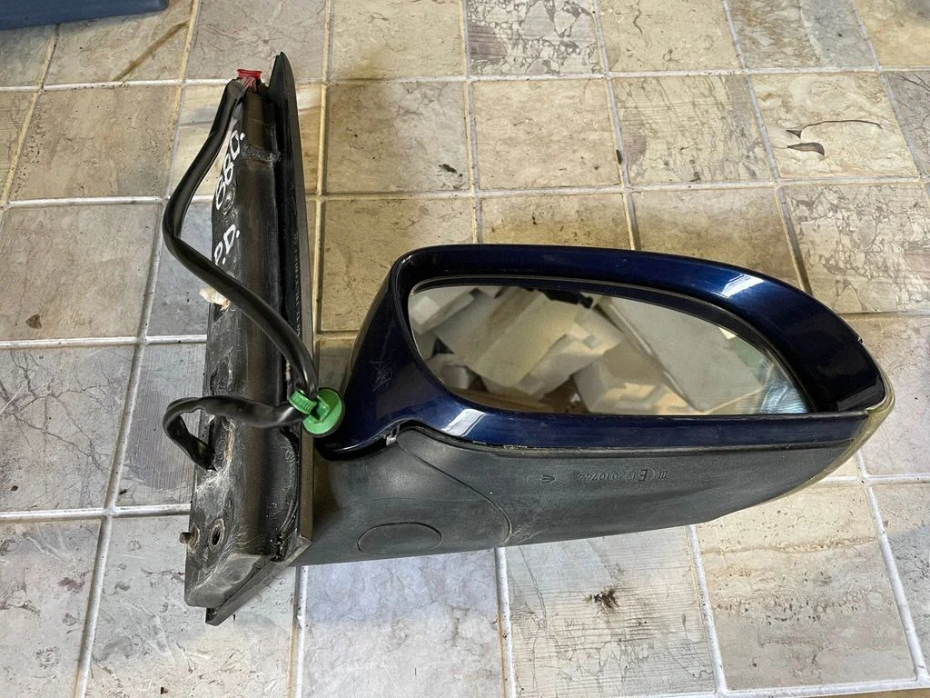 Front door electric wing mirror 073016