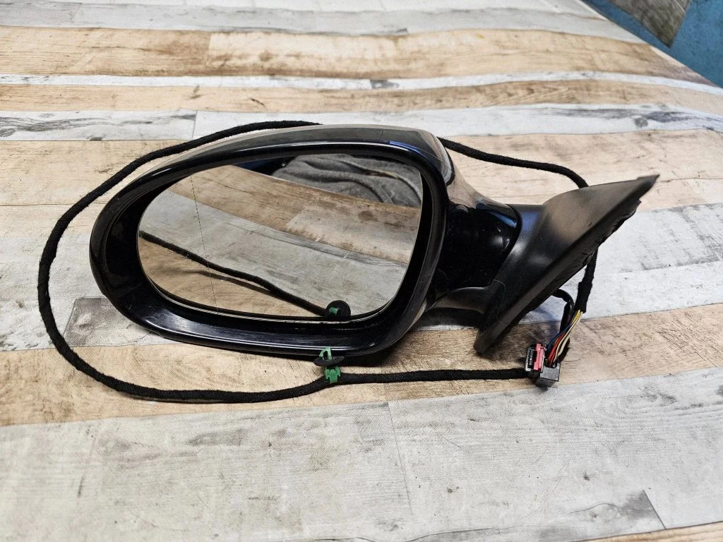 Front door electric wing mirror 3C0857933