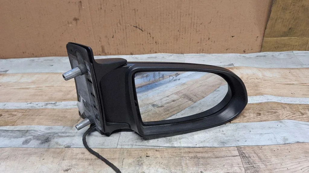 Front door electric wing mirror – front right