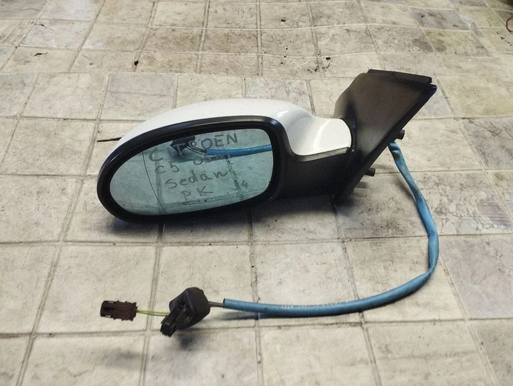 Front door electric wing mirror 12263040