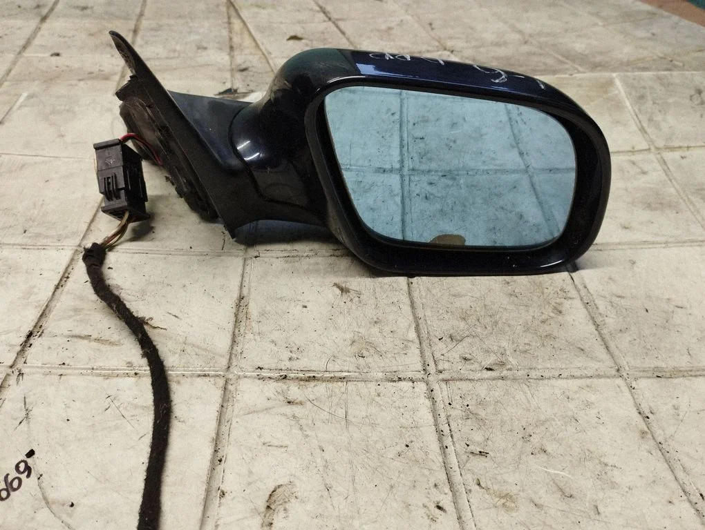 Front door electric wing mirror – Audi A6 Allroad C5 (1999-2005)