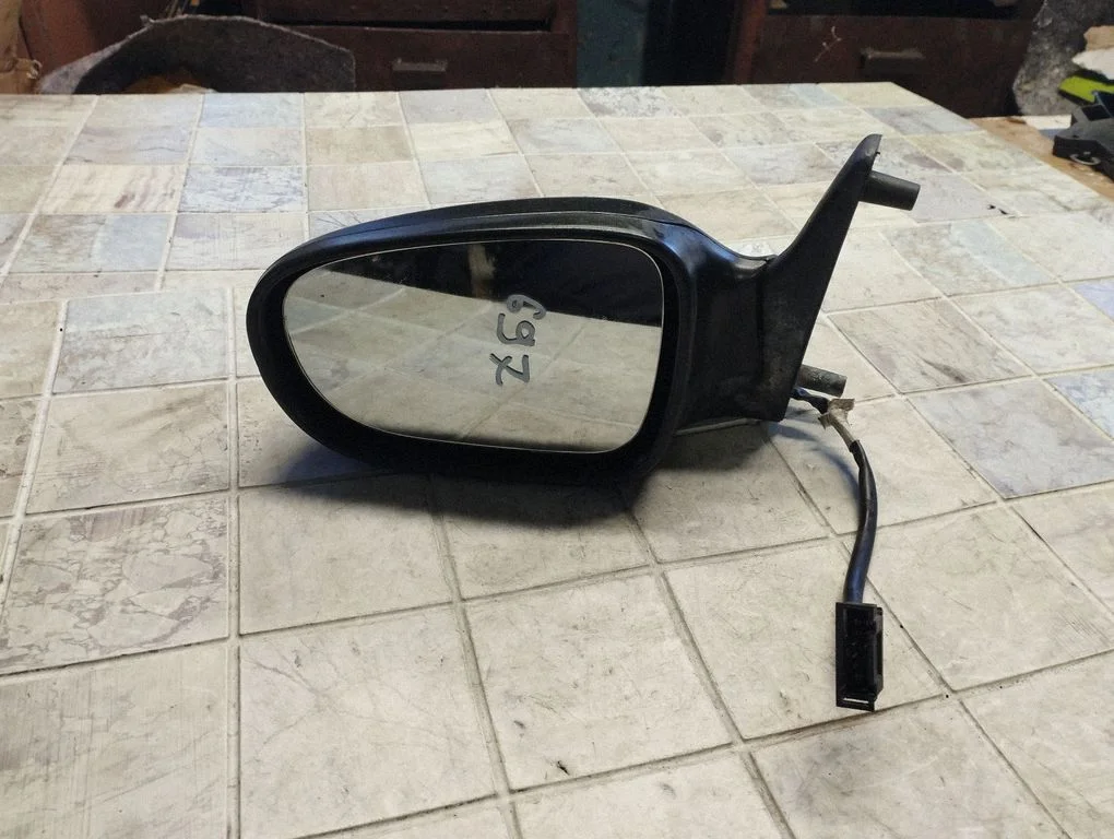 Front door electric wing mirror – Ford Galaxy (2000-2006)